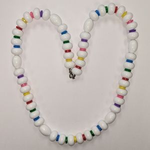 VTG MULTI COLOR ACRYLIC NECK